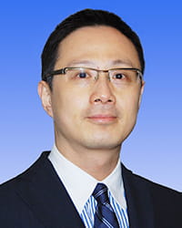 A photo of Nan Shen, MD.